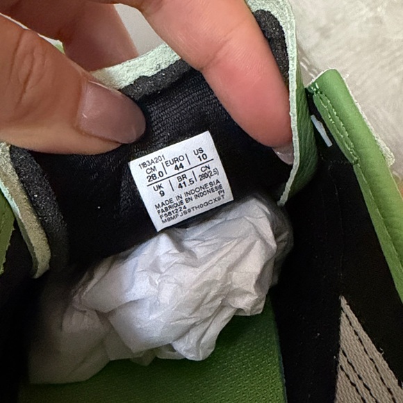 Onitsuka Tiger Shoes - Picture 6 of 6